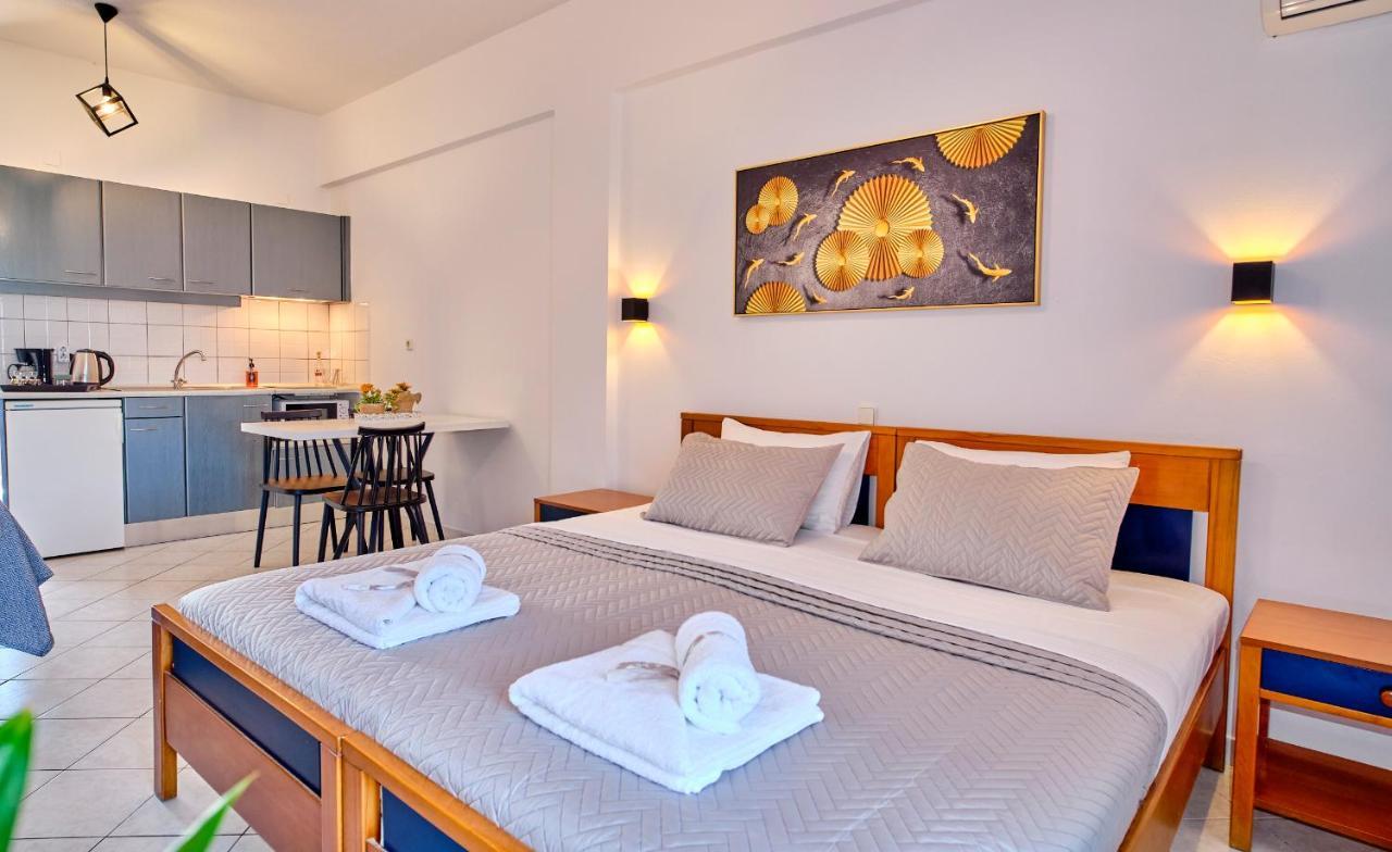Logas Beach Studios Peroulades  מראה חיצוני תמונה
