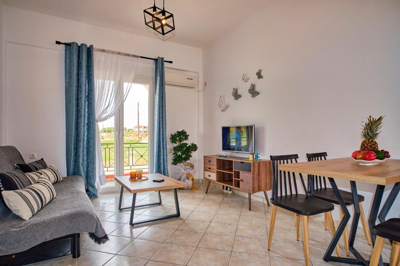 Logas Beach Studios Peroulades  מראה חיצוני תמונה