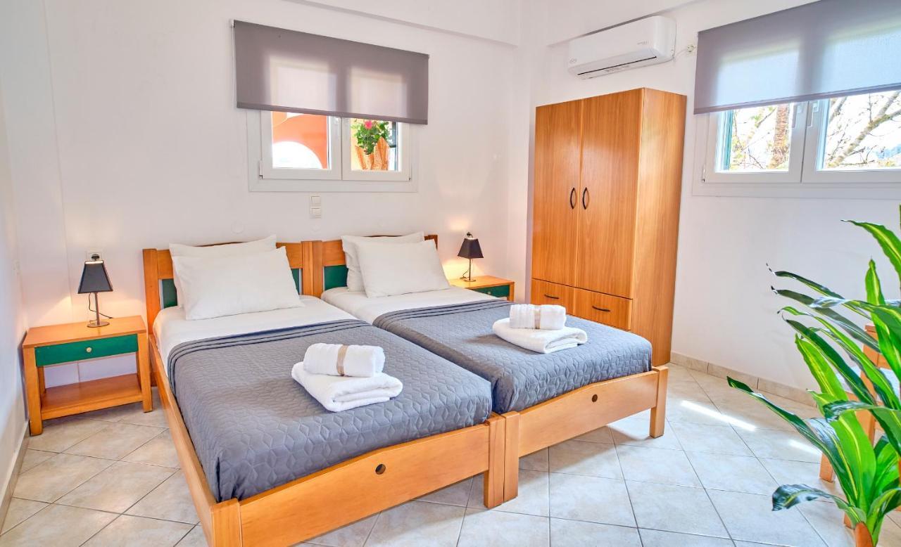 Logas Beach Studios Peroulades  מראה חיצוני תמונה