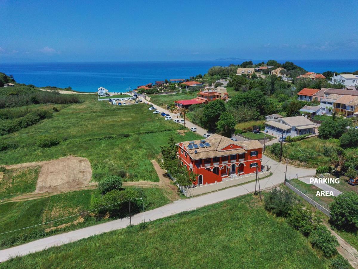 Logas Beach Studios Peroulades  מראה חיצוני תמונה
